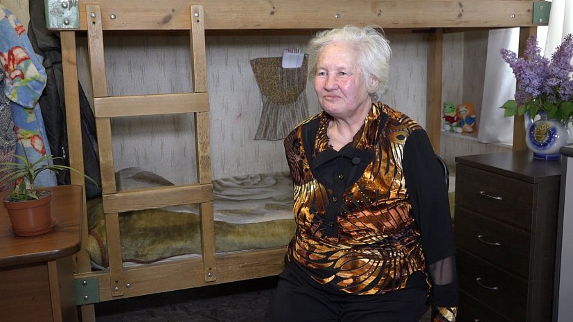 Бездомная челябинская пенсионерка, которую приютила семья из ХМАО, готовится к переезду