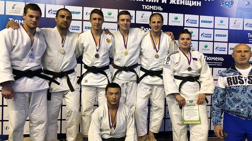 Челябинские дзюдоисты завоевали 12 медалей на чемпионате УрФО