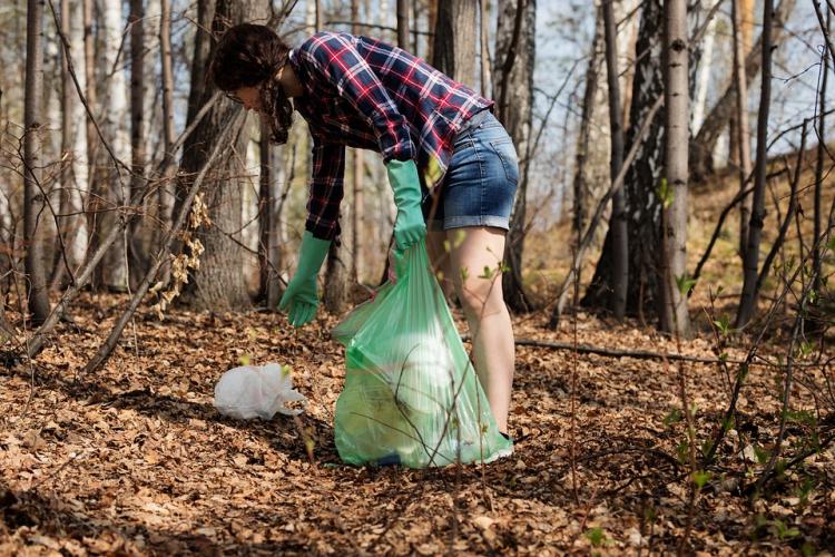 Мусорный Владивосток: в городе вновь обнаружены мусорные свалки