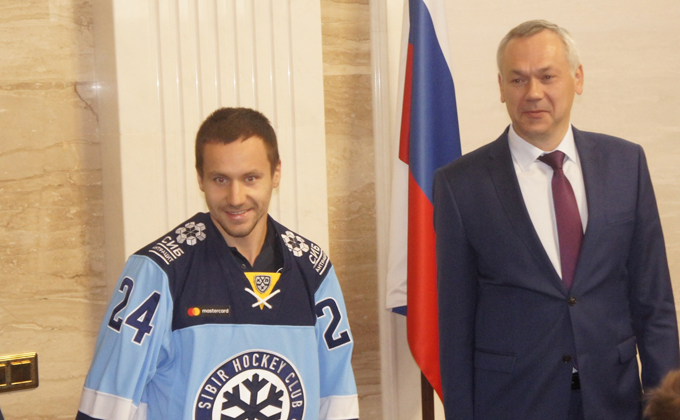 Губернатор Травников поставил задачу хоккейной «Сибири» на сезон 2019/20
