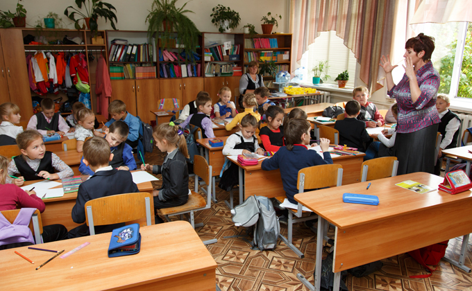 «Единая Россия» предлагает сократить формы отчетности для учителей