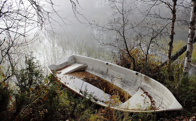 Охотник утонул на озере в Новосибирской области