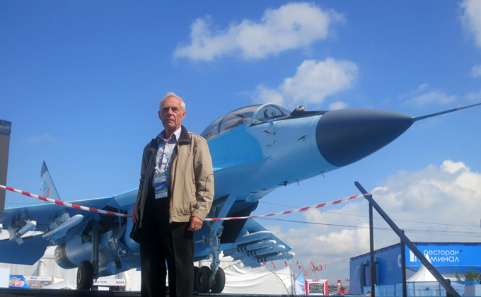 Автограф космонавта хранит авиамоделист из Барабинска