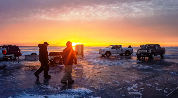 Когда откроется сезон зимней рыбалки во Владивостоке?