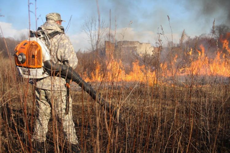 Во Владивостоке действует пожароопасный период