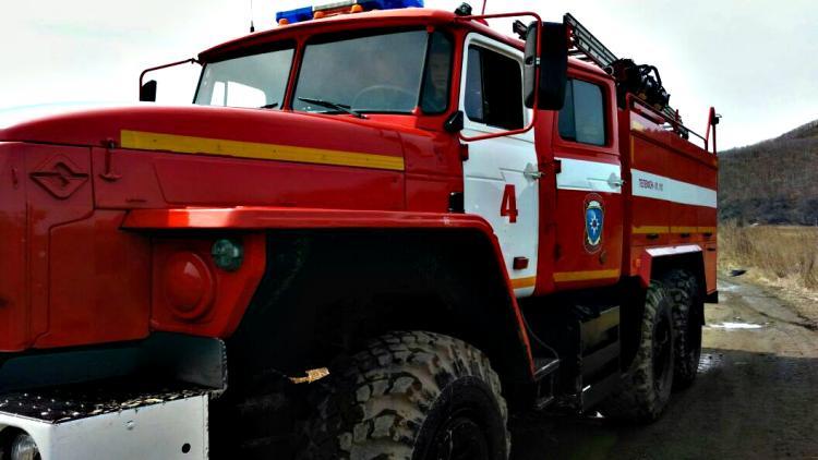 В Приморье пожарные спасли частный жилой дом