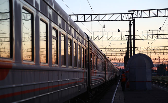Пенсионерка метнулась прямо под поезд Новосибирск-Красноярск