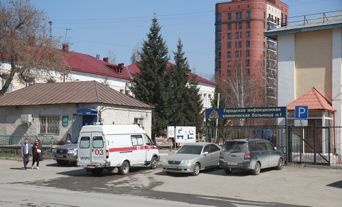 Первый умерший от коронавируса появился в Новосибирске 14 апреля