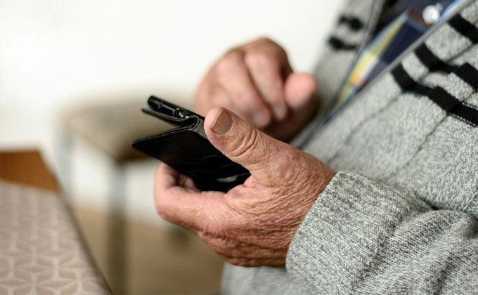 Ветеранам-фронтовикам подарят телефоны с пожизненным безлимитом