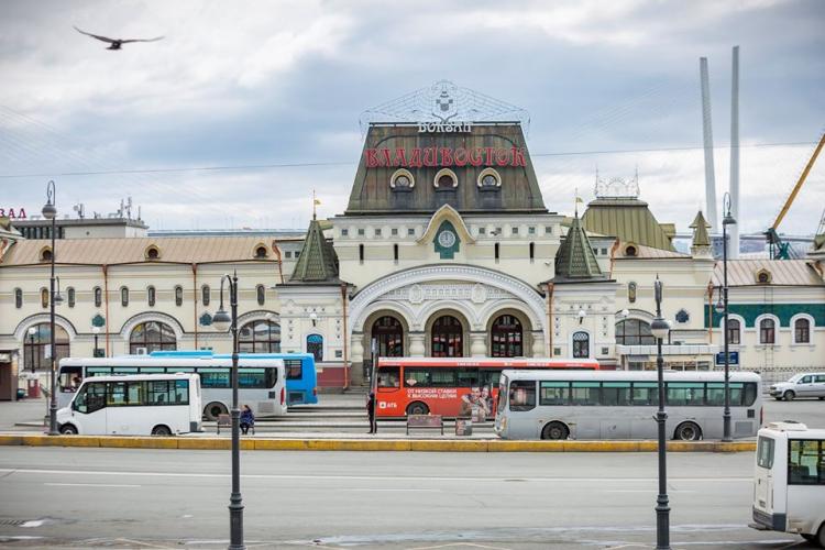 Сорок междугородних рейсов из Владивостока отменены 18 апреля