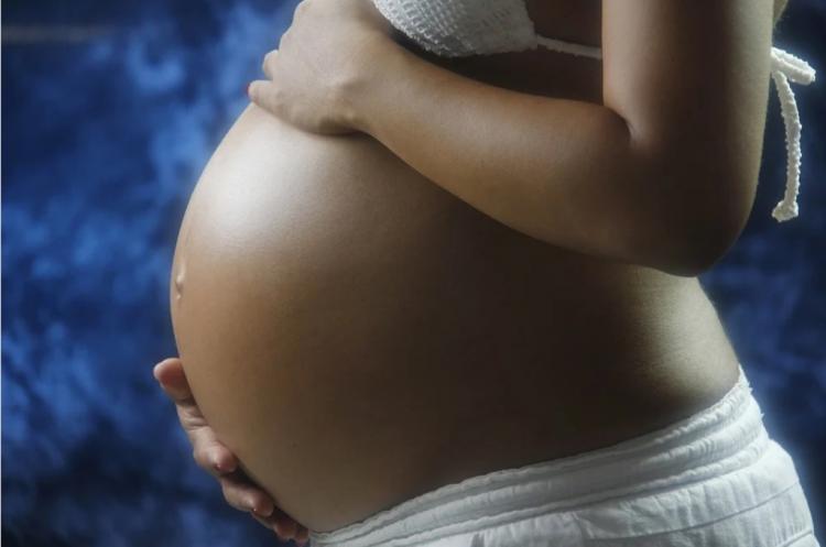 Во Владивостоке у беременной женщине подтвердили коронавирус