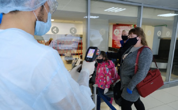 Пассажиров из регионов России перестали брать под медицинское наблюдение в Новосибирской области