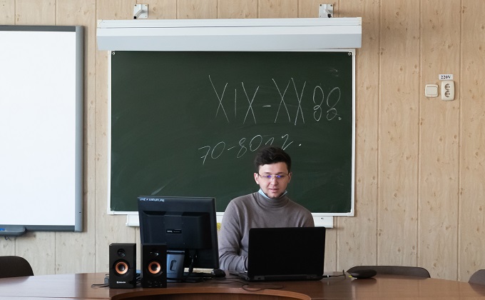 «Дистанционку» частично сохранят в 80 школах Новосибирской области