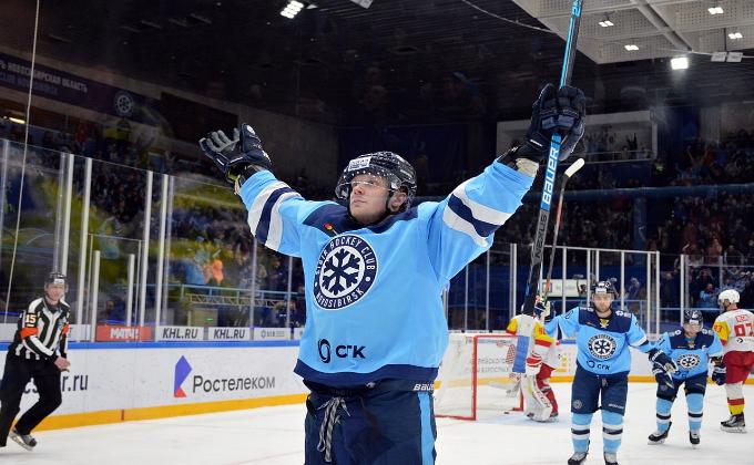 «Сибирь» не без труда одолела аутсайдера КХЛ и одержала четвертую победу подряд