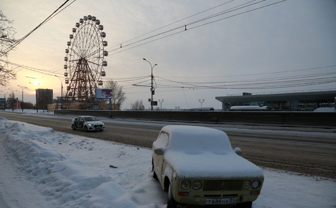 Взвинтили цены из-за морозов и Нового года таксисты в Новосибирске