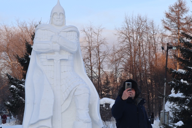 Великий князь победил в фестивале снежных скульптур в Новосибирске