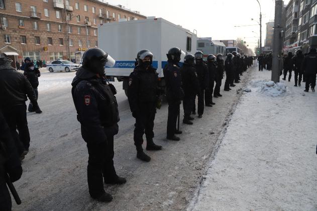 Незаконные шествия остановят движение транспорта в центре Новосибирска