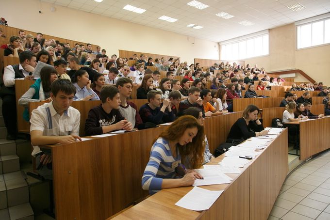 Две тысячи вакансий предложили молодым учителям в Новосибирске