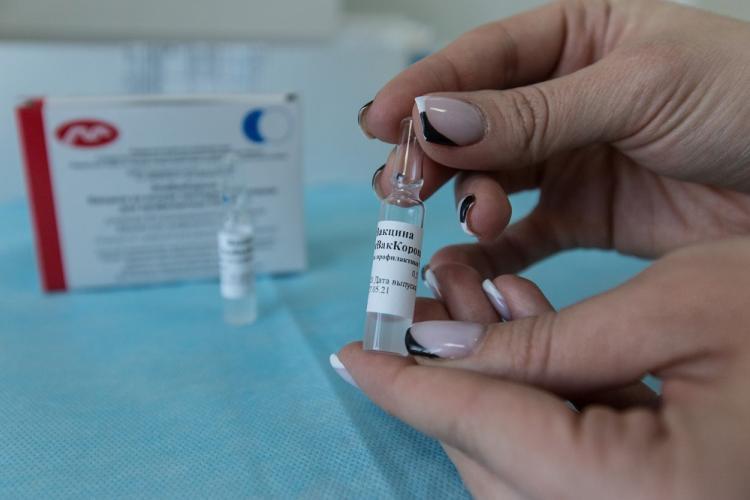 Россиянам рассказали, уволят ли их за отказ от вакцинации