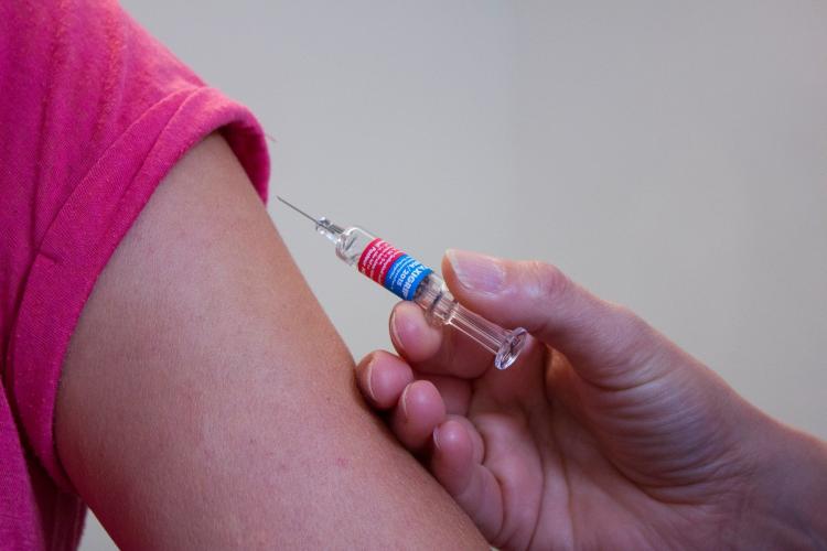 Врач раскрыла способ избавиться от страха перед вакцинацией