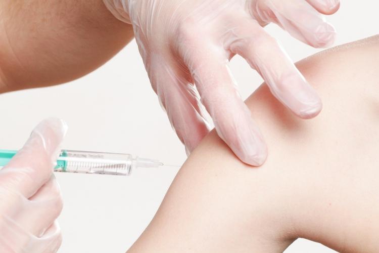 Врач раскрыл опасность незавершённого цикла вакцинации