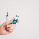 Центр Гамалеи планирует испытания вакцины на основе двух штаммов