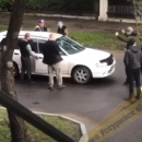 «Пацанские разборки» посреди дороги в Приморье обсуждают в Сети