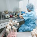 Вакцина от коронавируса новосибирского центра «Вектор» будет бесплатной для россиян Вакцина от коронавируса новосибирского центра «Вектор» будет бесплатной для россиян