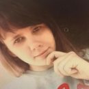 Юную автостопщицу со шрамами пять месяцев ищут в Новосибирске