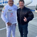 Эльбрус Нигматуллин сдвинул с места самолёт весом в 36 тонн Эльбрус Нигматуллин сдвинул с места самолёт весом в 36 тонн