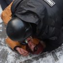 Сотрудники полиции спасли жизнь одному из протестантов в Новосибирске Сотрудники полиции спасли жизнь одному из протестантов в Новосибирске