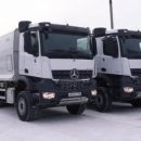 Новосибирское «Спецавтохозяйство» купило новые мусоровозы Mercedes