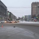 Насмерть сбил женщину и скрылся водитель в центре Новосибирска