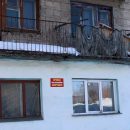 Как выживают искитимцы в доме с падающими балконами