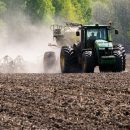 На поддержку аграриев Новосибирской области выделят 1,6 млрд рублей