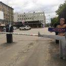 Шлагбаум с боевым приемом появился в центре Новосибирска