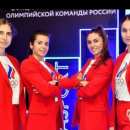 Новосибирская саблистка София Позднякова завоевала еще одно золото Токио — в командном турнире