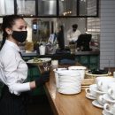 Продавцов и официантов без масок накажут в Новосибирске