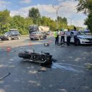 Мотоциклист  на Бердском шоссе получил смертельные травмы после столкновения с Audi и деревом